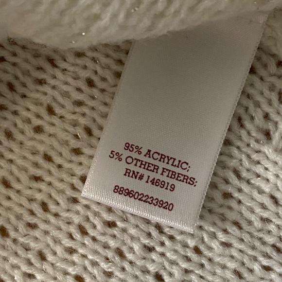 SO Ranglan White Textured V-Neck Lightweight Soft Sparkling Knit Sweater Size M - Picture 5 of 10